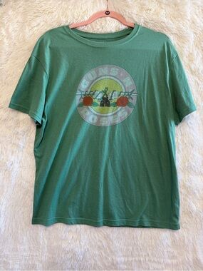 Guns N Roses Womens Graphic T-Shirt Size L Green Rock Band Music Grunge Punk